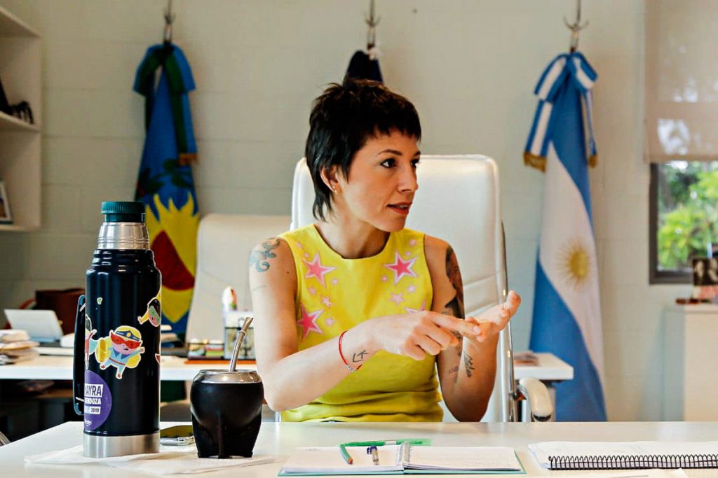 Mayra Mendoza cierra su campaña electoral más sólida desde que es intendenta 1 Mayra Mendoza cierra su campaña electoral más sólida desde que es intendenta