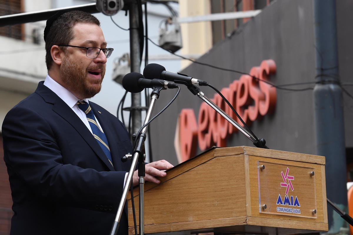 AMIA: respaldo al decreto de Macri y cuestionamiento al memorándum con Irán