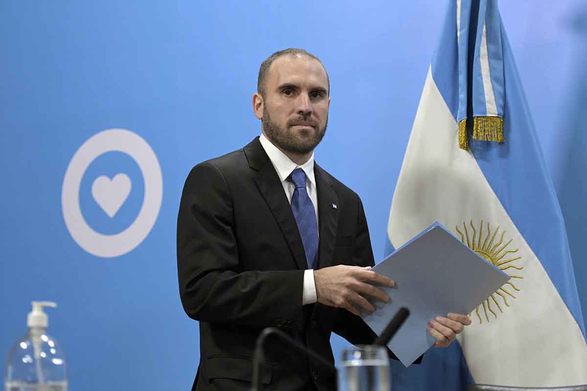 El gobierno postergó hasta el 22 de mayo el plazo para que los bonistas acepten la oferta argentina