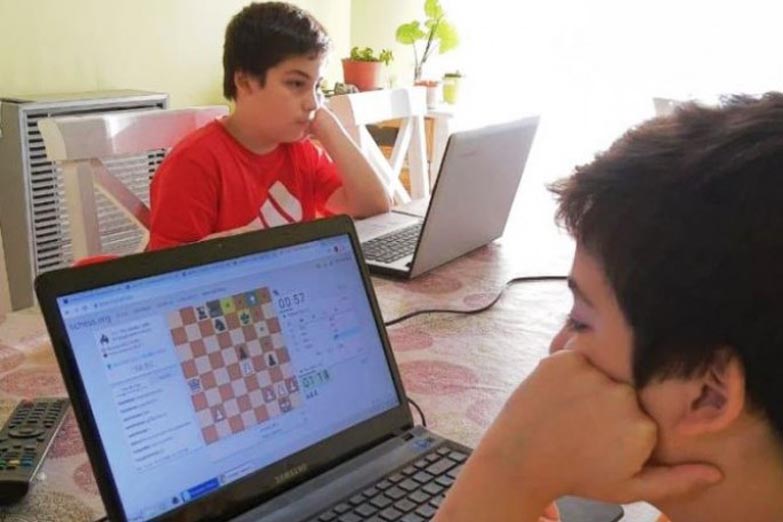 Ajedrecear en casa: un campeonato de ajedrez virtual en tiempos de pandemia