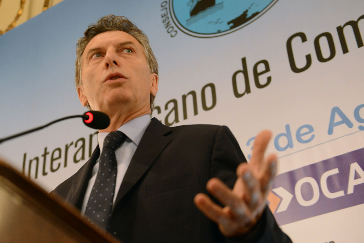 Macri reconoce que las explosiones fueron «llamativas», y promete actuar «con todo el peso de la ley»