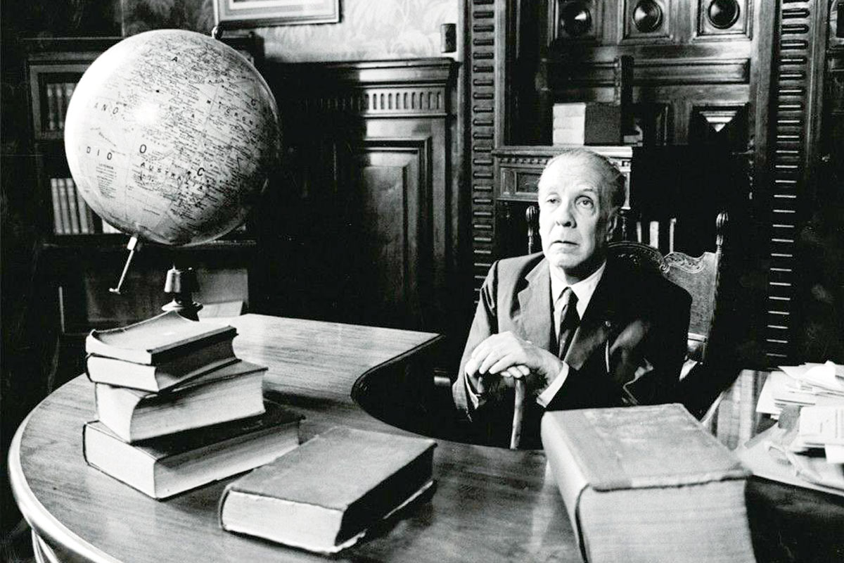 Tolkien, Borges y la distancia literaria de sus universos