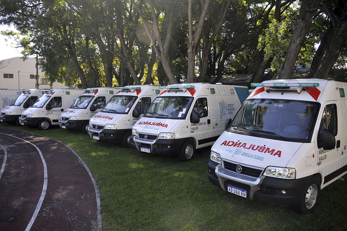 Recuperan 24 ambulancias abandonadas por la gestión de Vidal para atender la pandemia