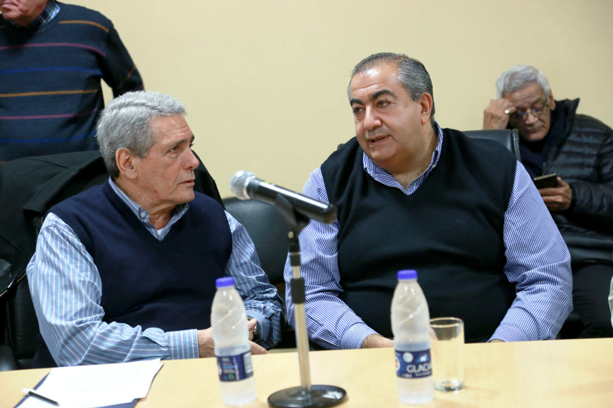 La CGT en modo espera  a pesar de los despidos, las  ocupaciones y la reforma laboral