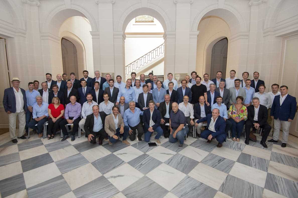 Kicillof avanzó en el diálogo con Juntos por el Cambio para destrabar la ley impositiva