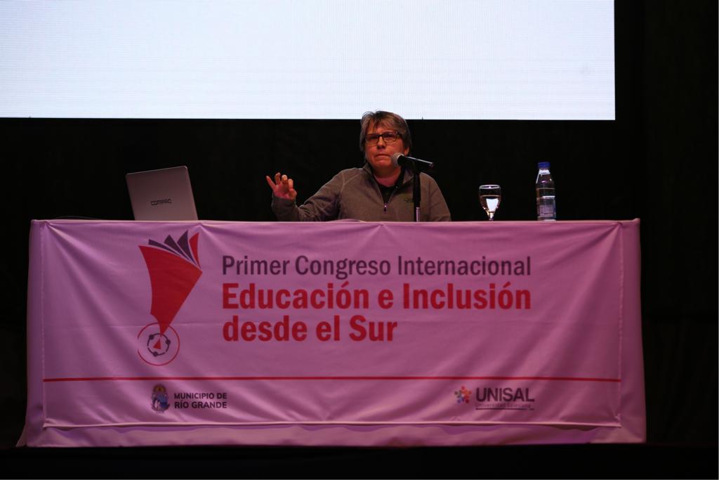 Multitudinaria convocatoria del Congreso Internacional de Educación