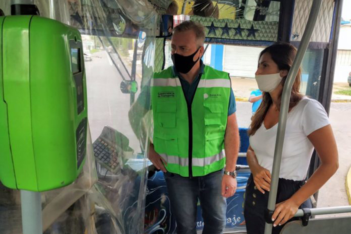 La provincia de Buenos Aires evalúa mayor control en transporte, actividades recreativas y nocturnidad