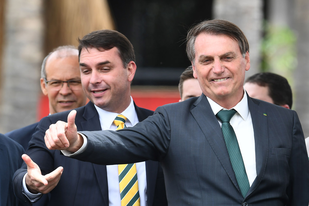 Bolsonaro dijo que regresará a Brasil “en las próximas semanas”