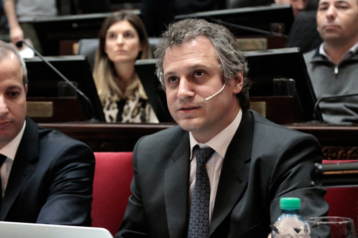 Multarán al jefe de gabinete porteño si no cumple en proteger del coronavirus a las personas en situación de calle