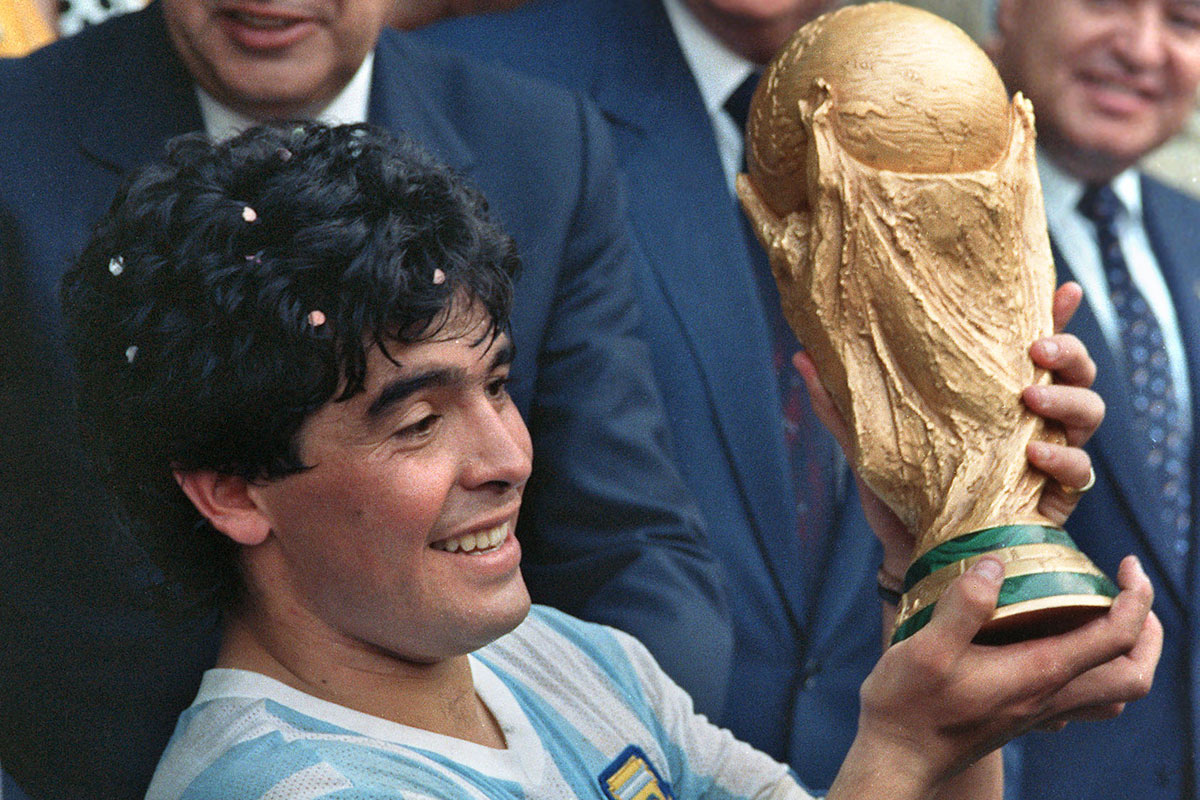 A las 16.09 se revivirá el gol que  Maradona hizo hace 35 años a los ingleses