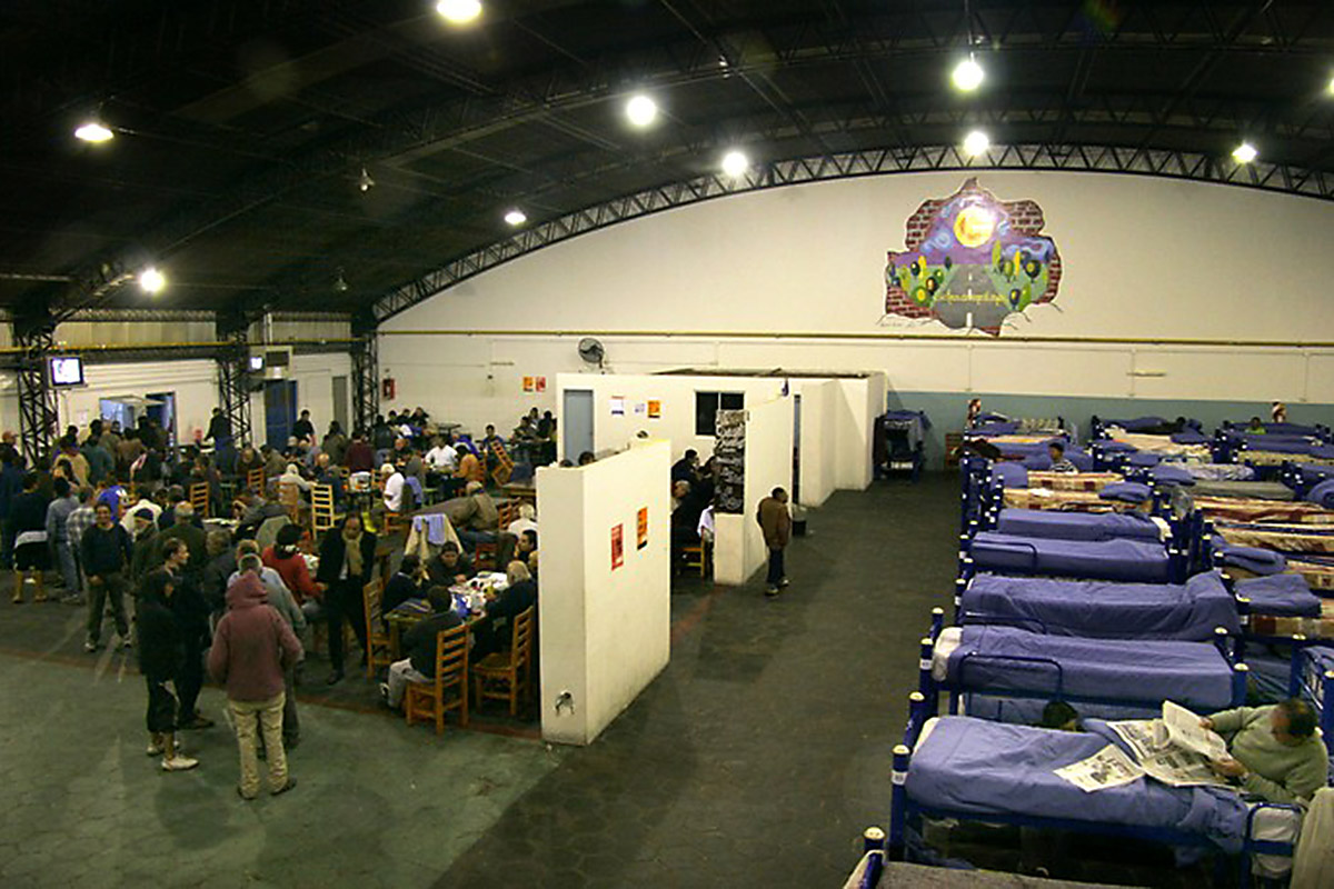 Cierran el parador para gente en situación de calle de Retiro por 79 casos de coronavirus