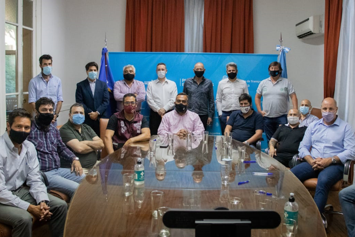 La AGP, los gremios y las privadas ratificaron la continuidad laboral de los trabajadores de la Terminal 5
