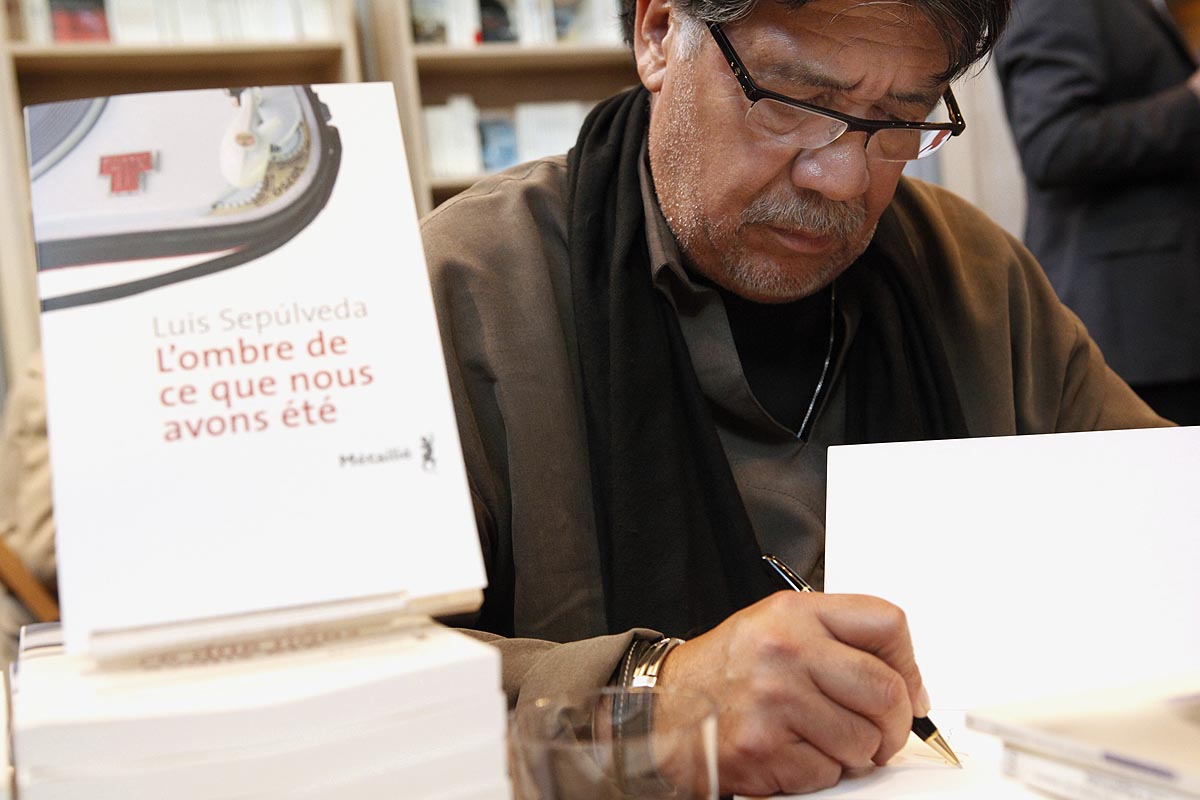 Murió el escritor chileno Luis Sepúlveda por coronavirus