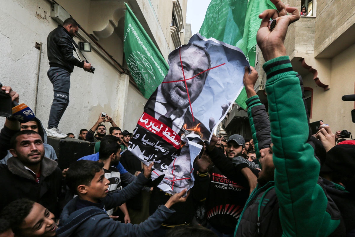 Renunció el ministro de Defensa israelí en protesta por la tregua con Hamas