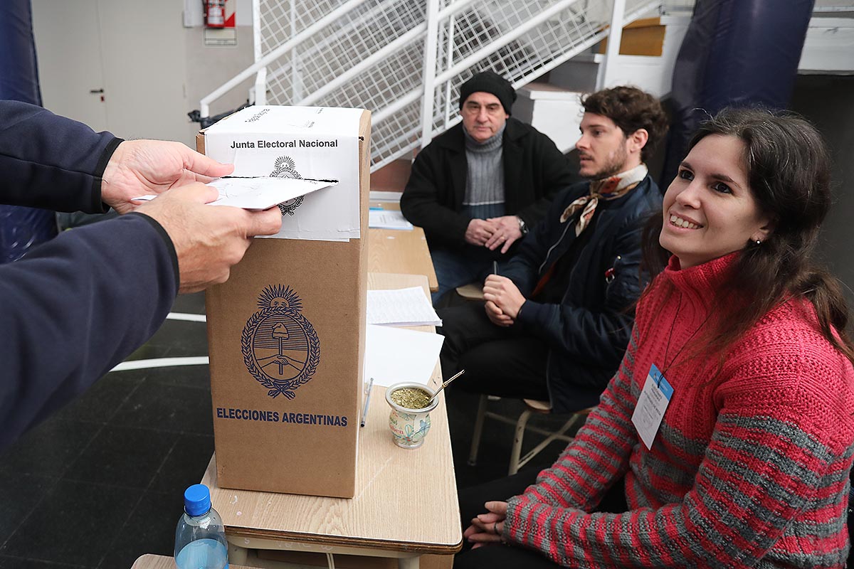 Elecciones inclusivas: por primera vez votarán personas no binarias y creció el padrón de migrantes