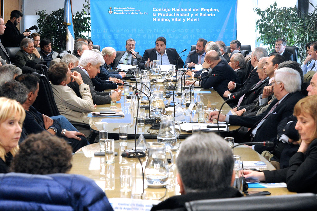 El nuevo salario mínimo condena a la indigencia a 250 mil trabajadores