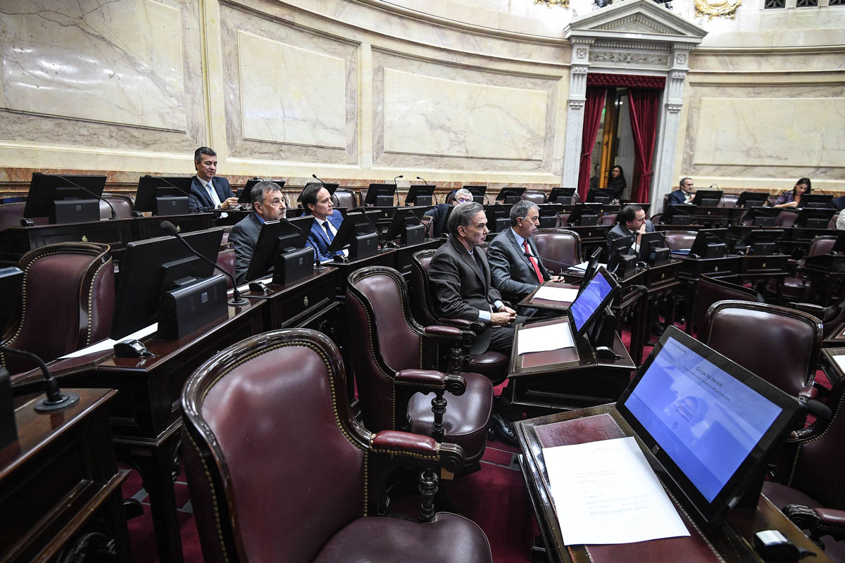 Fracaso del oficialismo en el Senado para allanar los domicilios de CFK