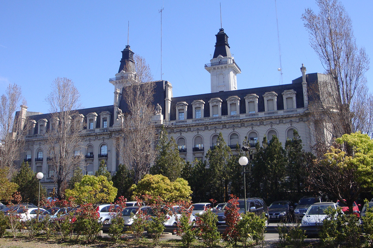 La Aduana denunció más de 2.800 maniobras abusivas, por más de 330 millones de dólares