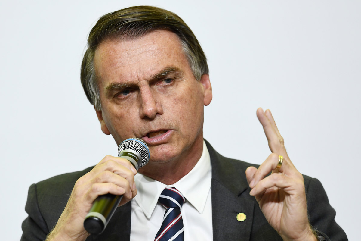 Bolsonaro, perfil de un candidato en defensa de la tradición y el mercado