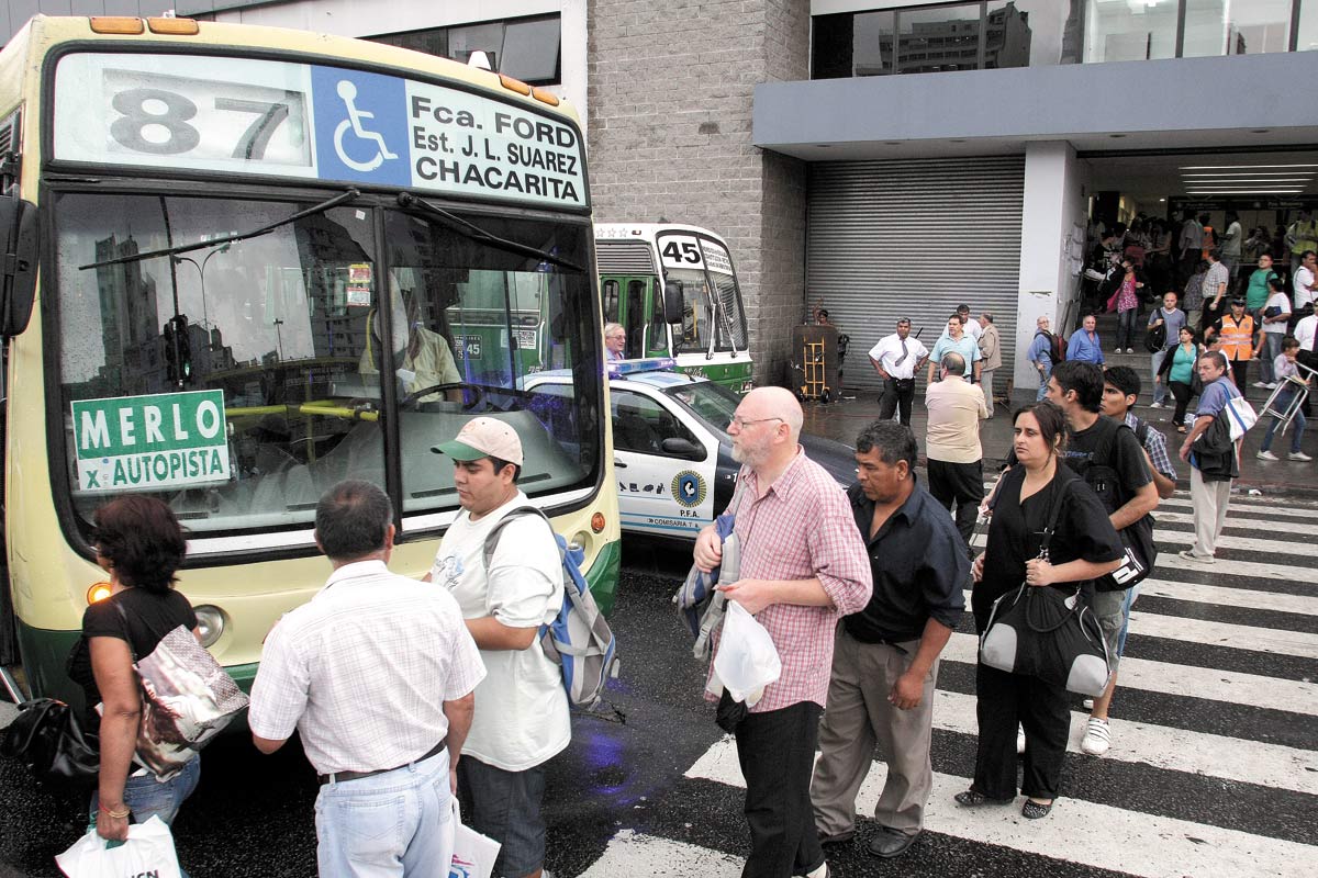Aumentos en el transporte: cuánto cuesta desde hoy viajar en tren y colectivo