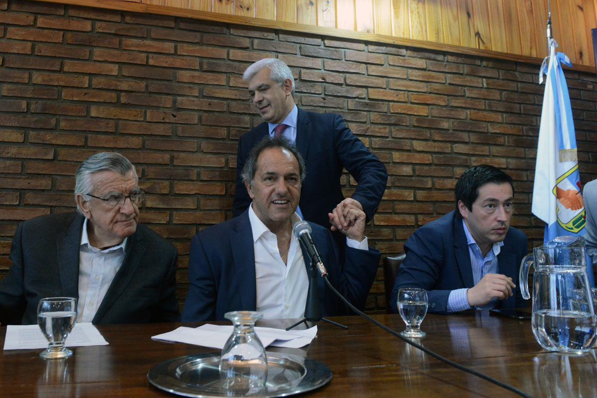 Empresarios nacionales reclaman la «recuperación del mercado interno»