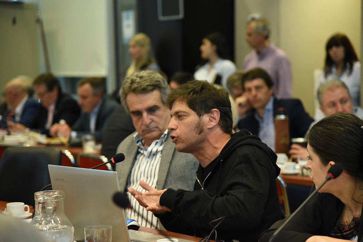 Economistas aseguran que el presupuesto lleva a una situación como la de 2001