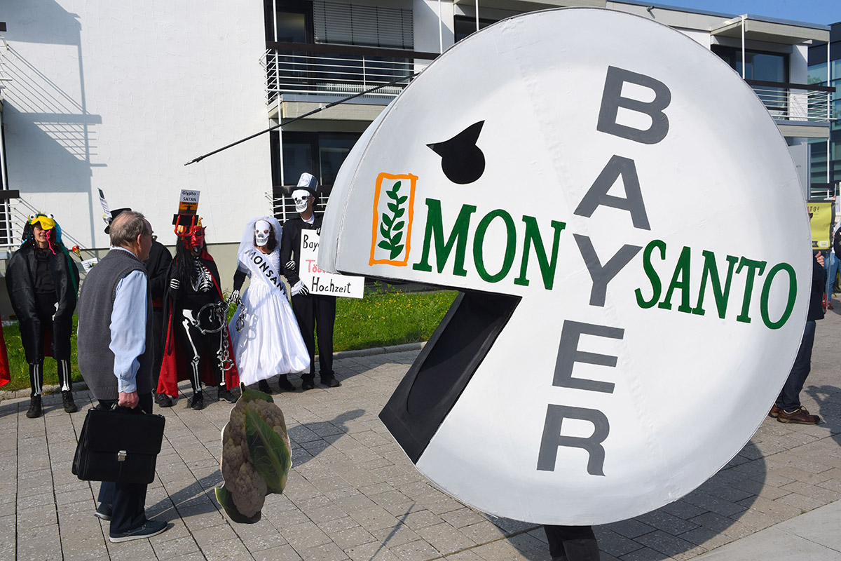 Bayer pagará una fortuna para acallar los reclamos por Roundup