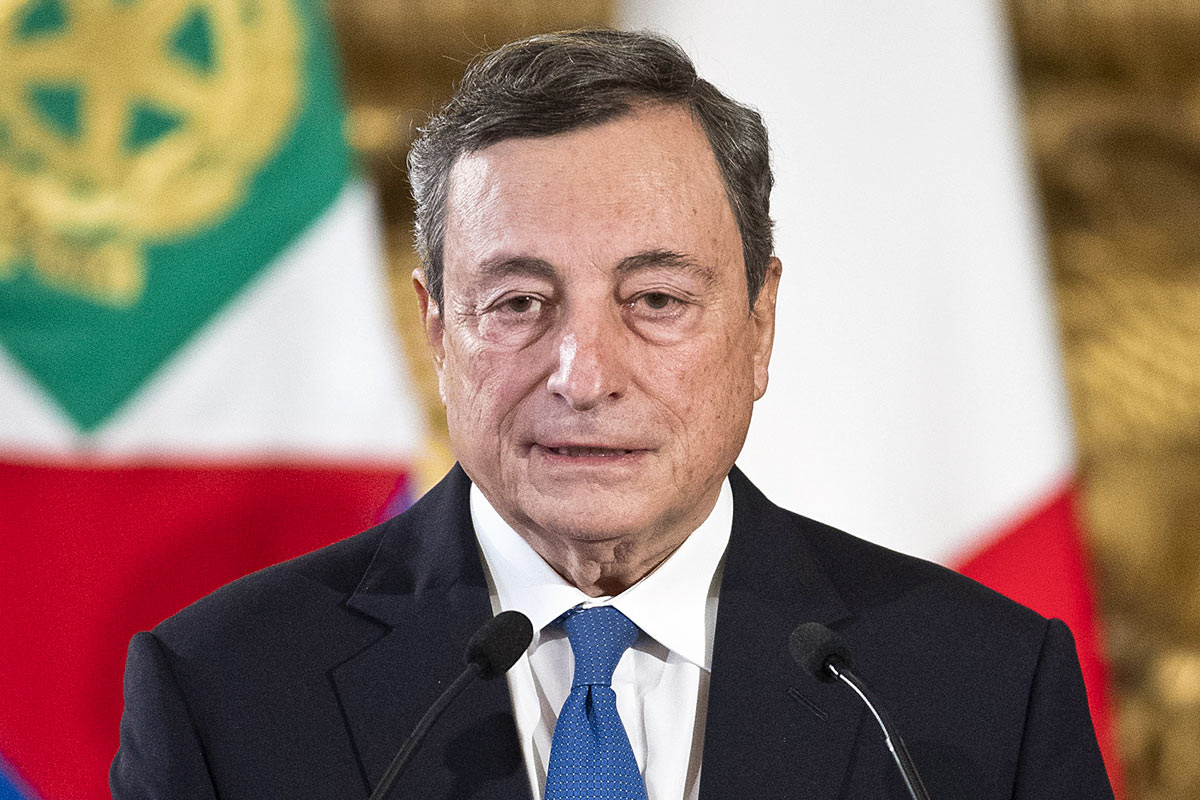 Draghi presentó su renuncia indeclinable y deberán adelantar las elecciones