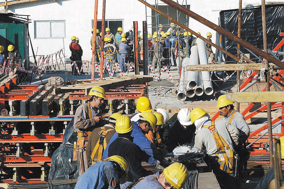 Los salarios quedarán 12 puntos detrás de la inflación