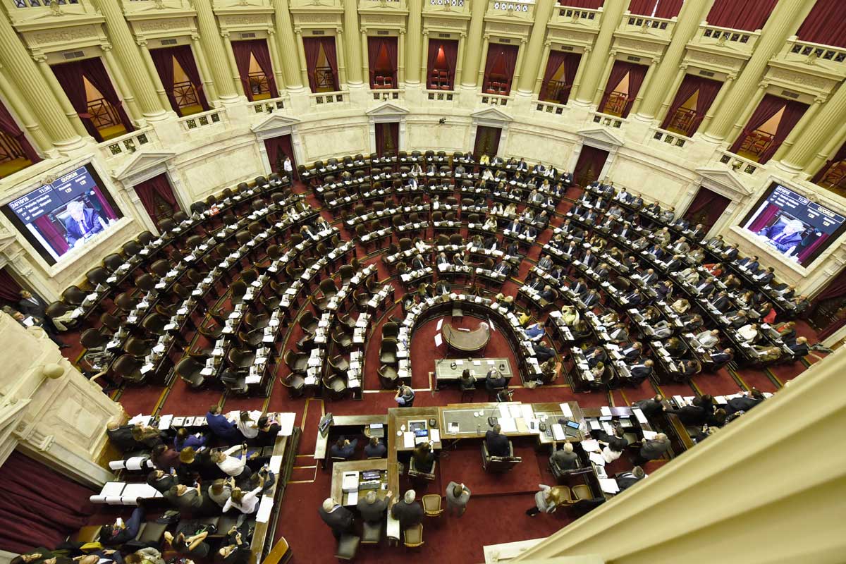 Avanzan las negociaciones en Diputados para sesionar antes de fin de mes y debatir Etiquetado Frontal