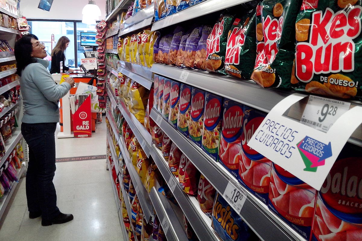 Precios Cuidados: idas y vueltas en el ingreso de almacenes y supermercados chinos