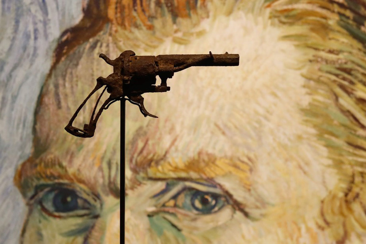 Vendieron en París el revólver con el que se habría suicidado Van Gogh