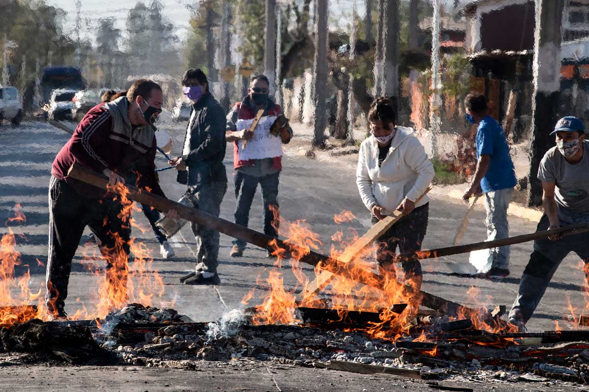 La pandemia ya no disimula la protesta ni la represión en un Chile con un gobierno cercado