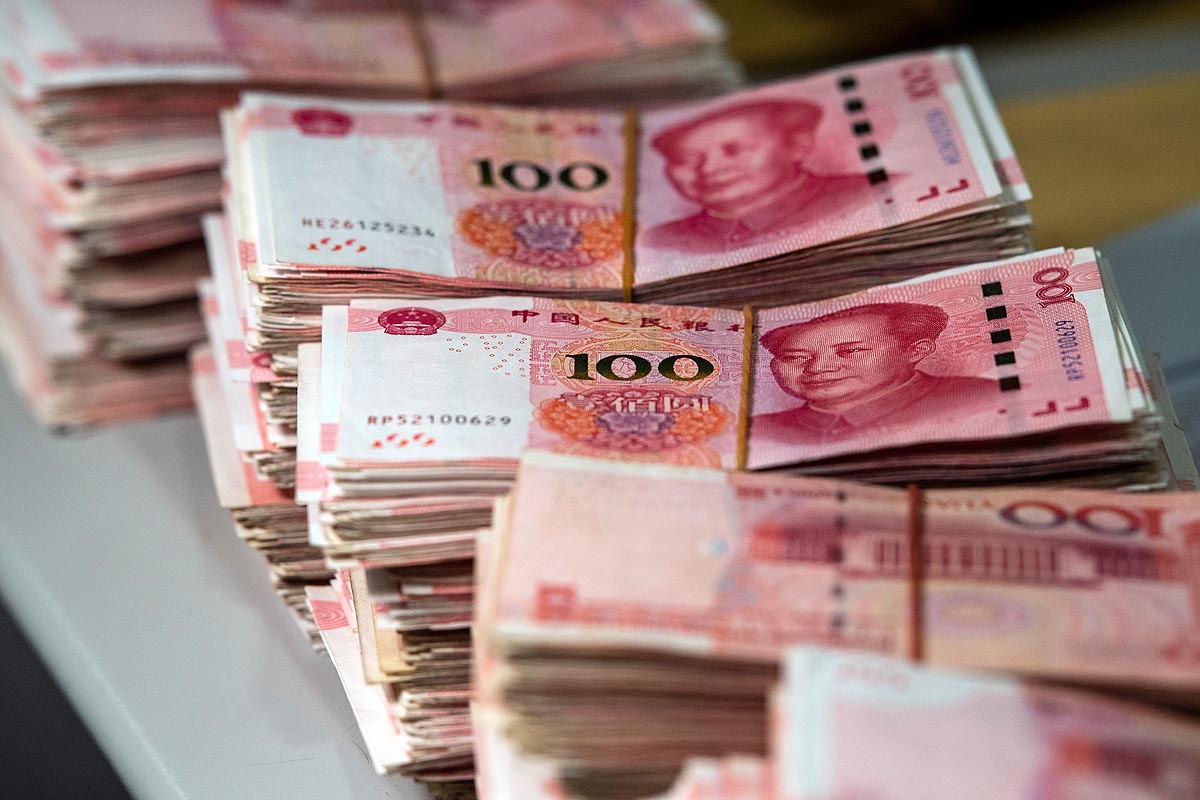 La moneda china cayó al nivel más bajo desde 2008 y tiembla la Casa Rosada por la suba del dólar