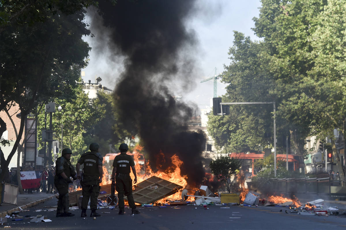 Siguen las protestas en Chile y ahora Piñera endurece el tono