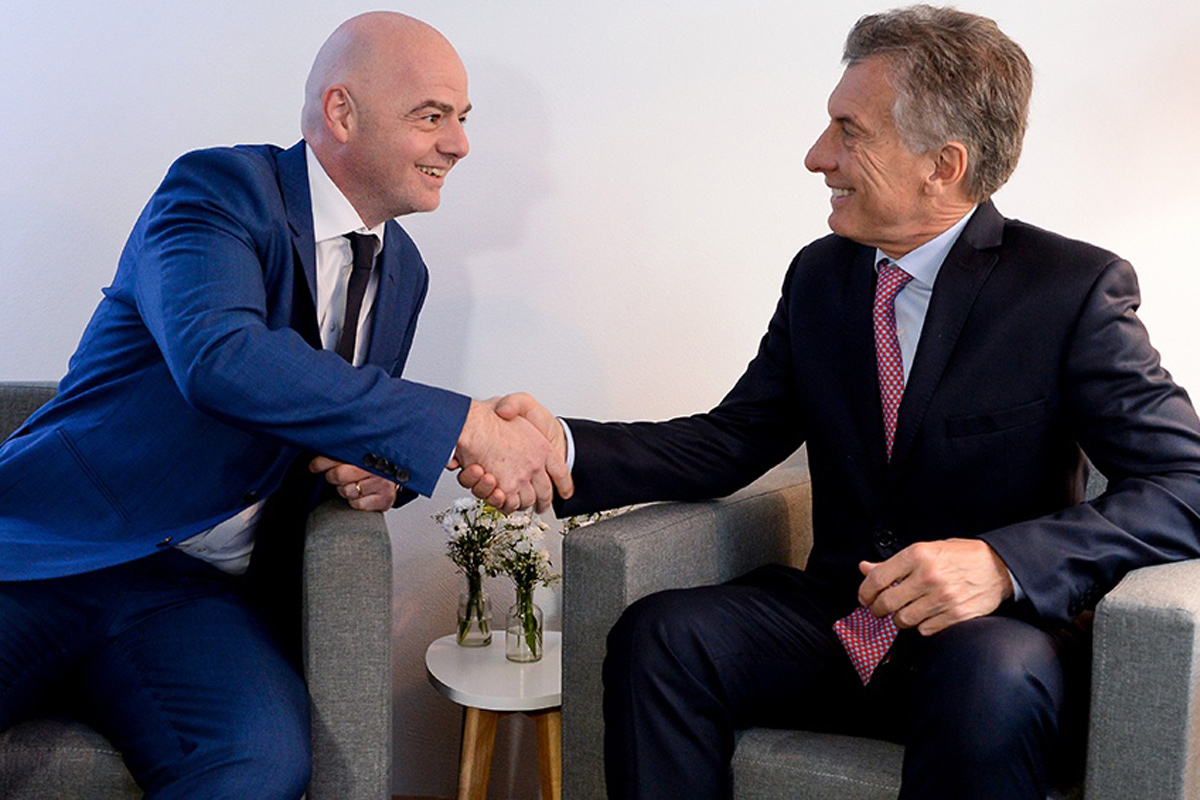 Desde Suiza, Macri celebró la marcha anticuarentena en el Obelisco