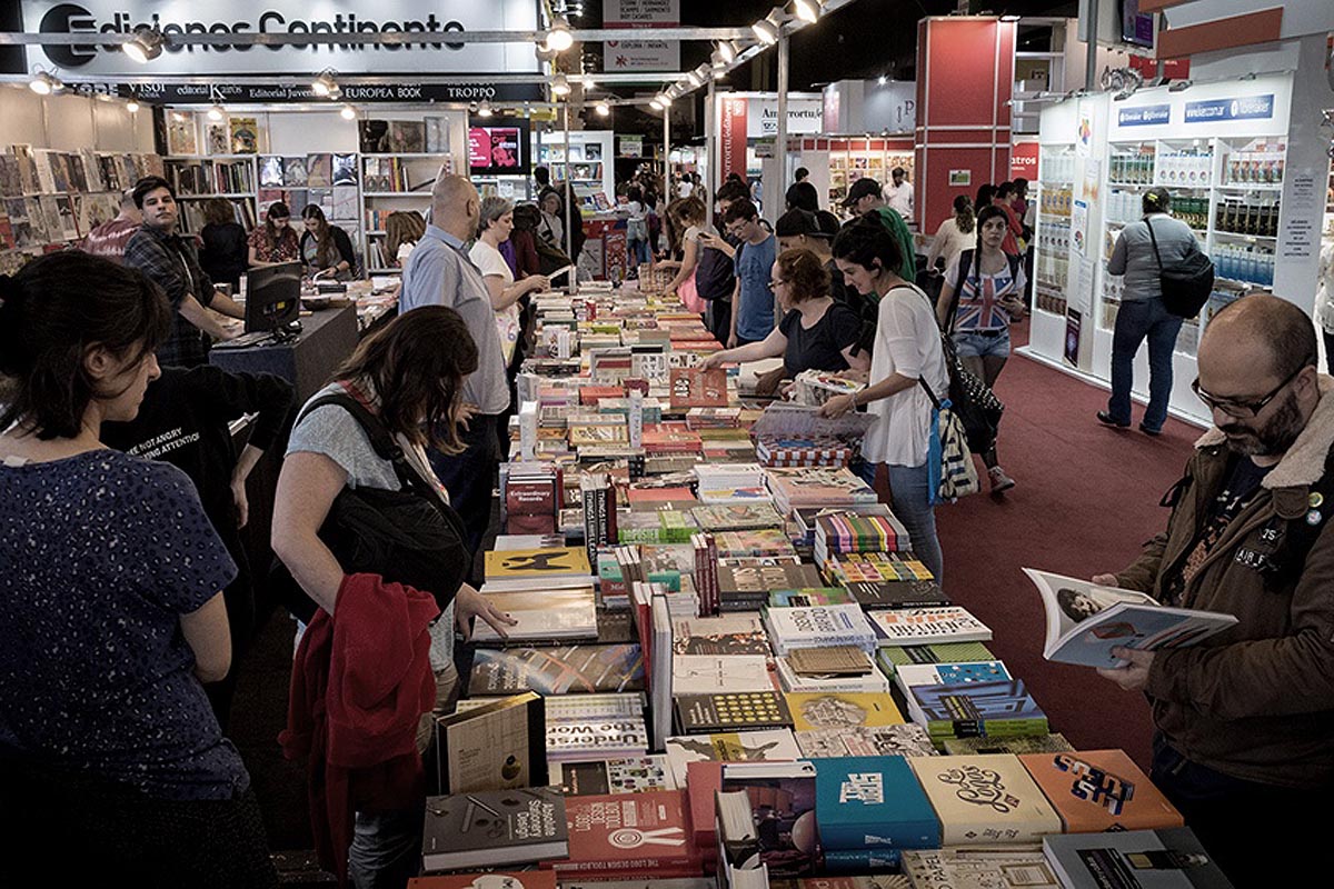 Por primera vez en 46 años, la Feria del Libro de Buenos Aires no abrirá sus puertas en abril