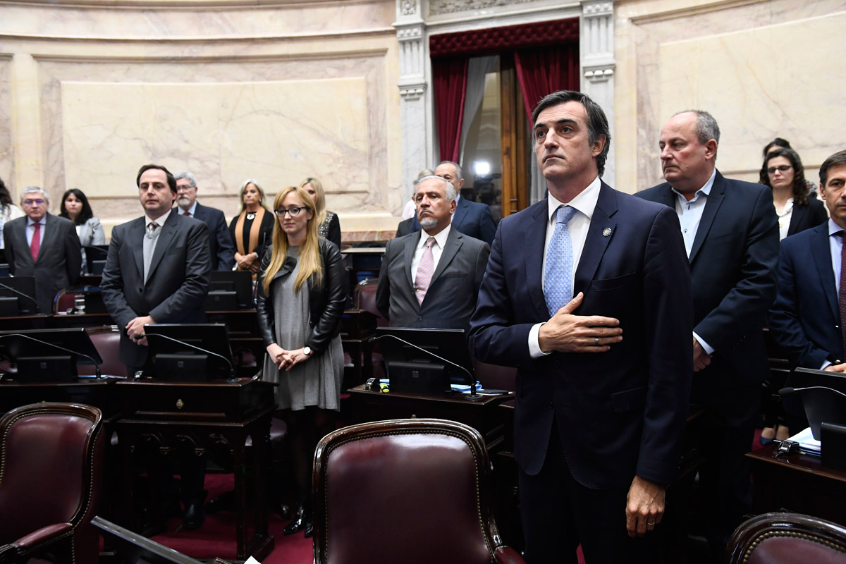 En el Senado y fuera de temario, Bullrich justificó la represión de Vidal a trabajadores del astillero