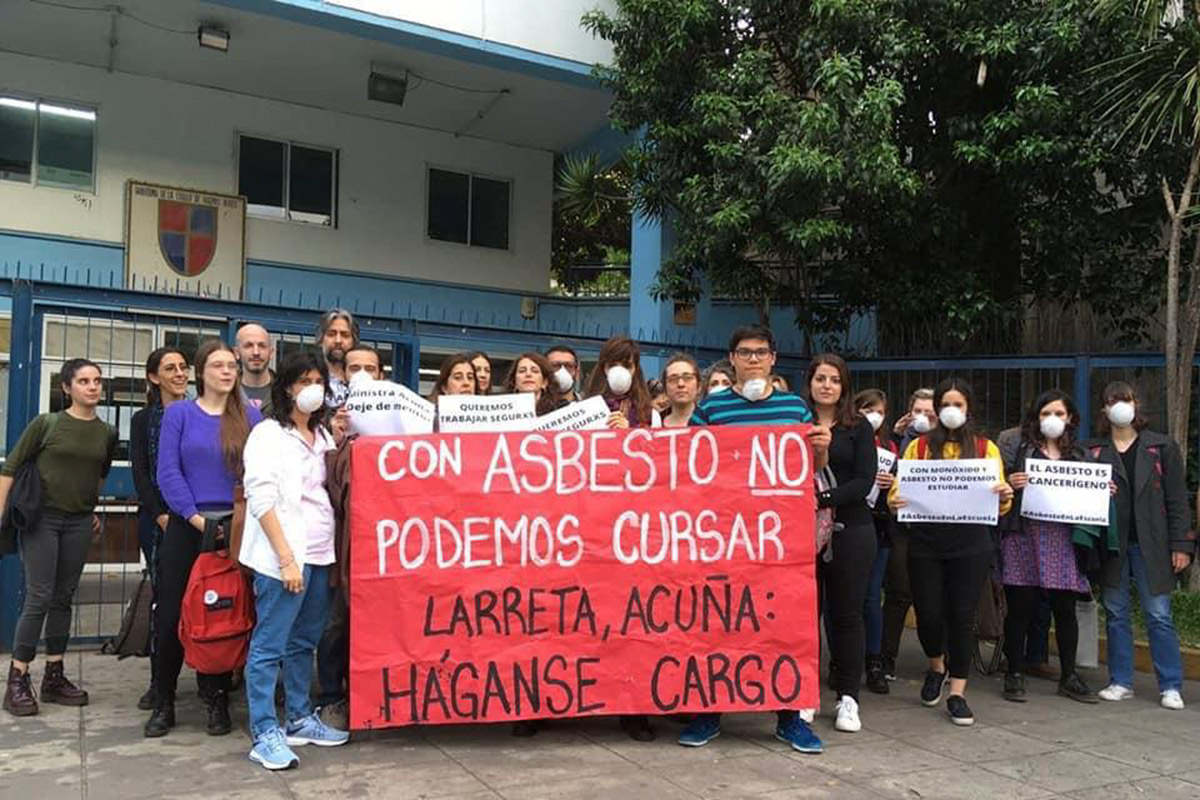 Presentaron un amparo judicial para que el gobierno porteño retire el asbesto de los edificios públicos