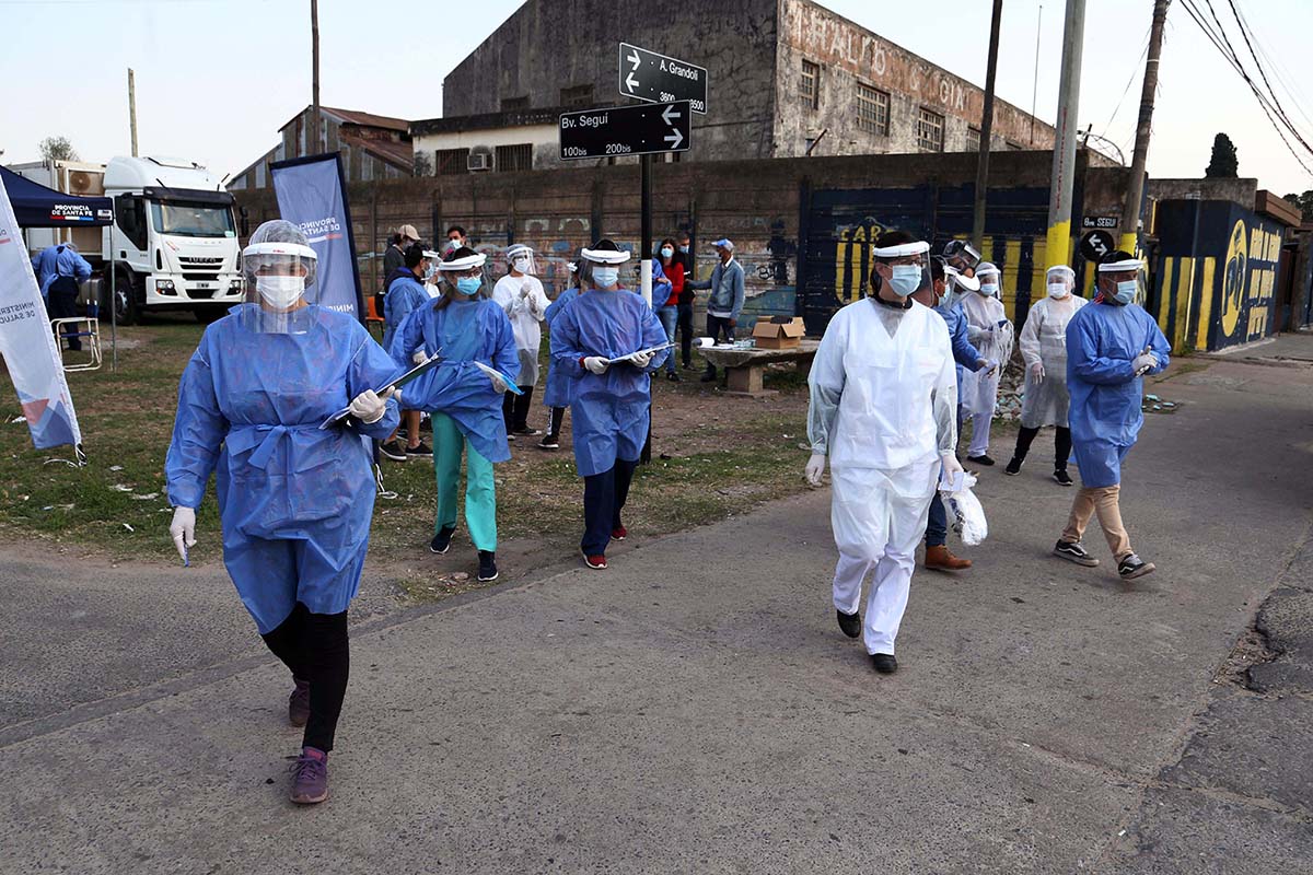Santa Fe, Córdoba y Mendoza no alcanzan el techo de casos nuevos