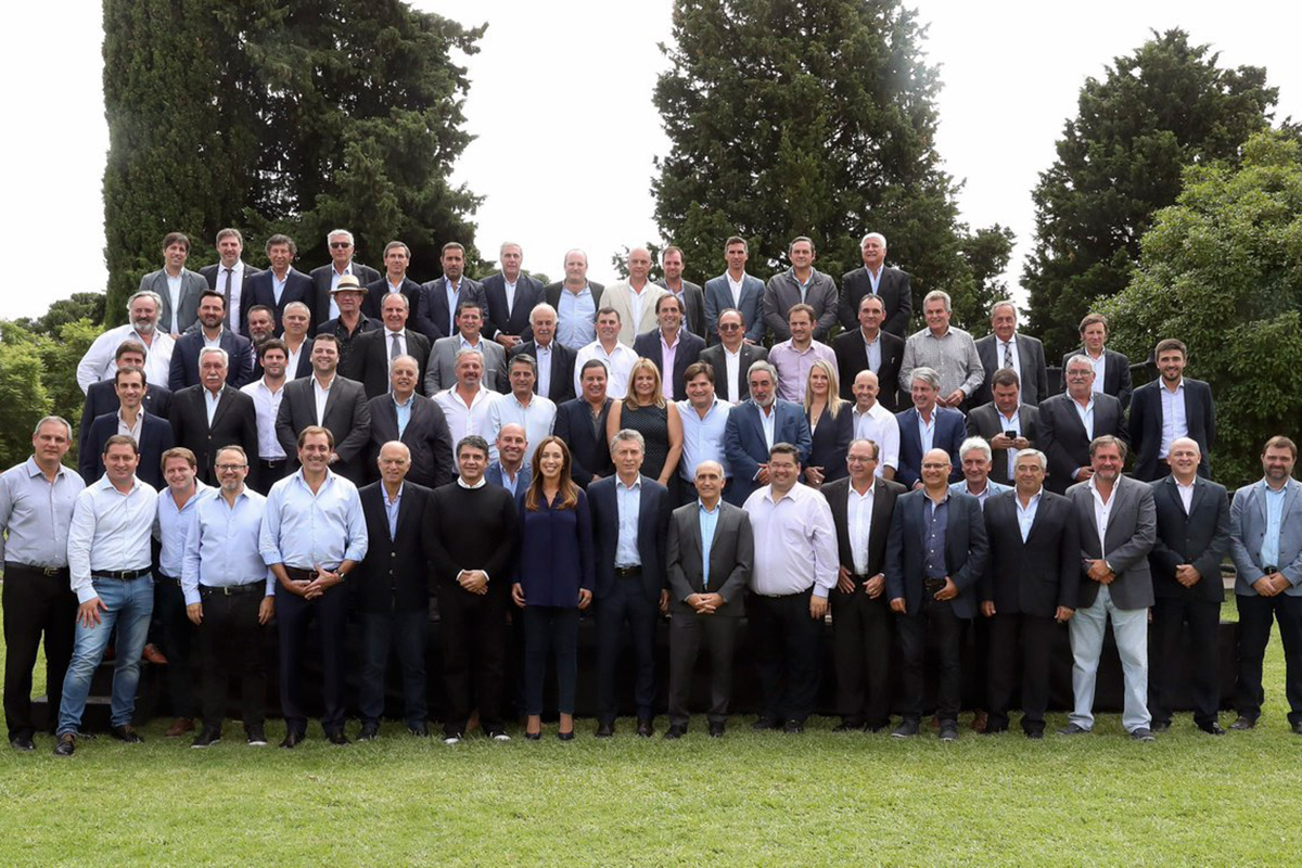 Macri con intendentes bonaerenses: “No tengamos vergüenza de lo que somos»