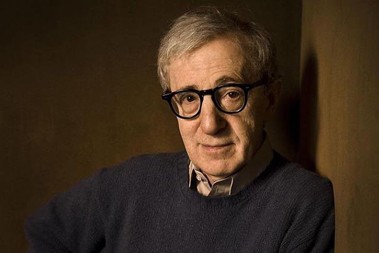 Luego de varios rechazos editoriales, aparecen las memorias de Woody Allen, «A propósito de nada»