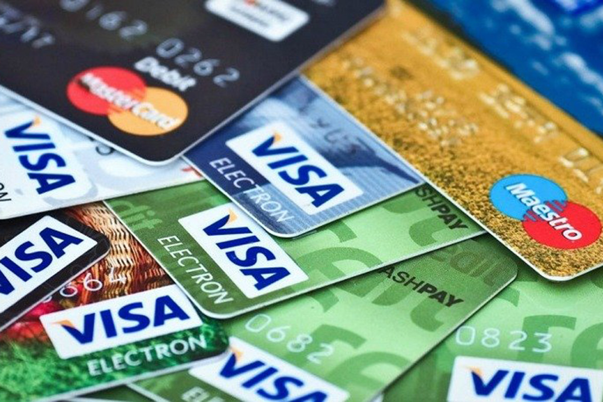 Las tarjetas de crédito se podrán pagar en nueve cuotas y tres meses de gracia