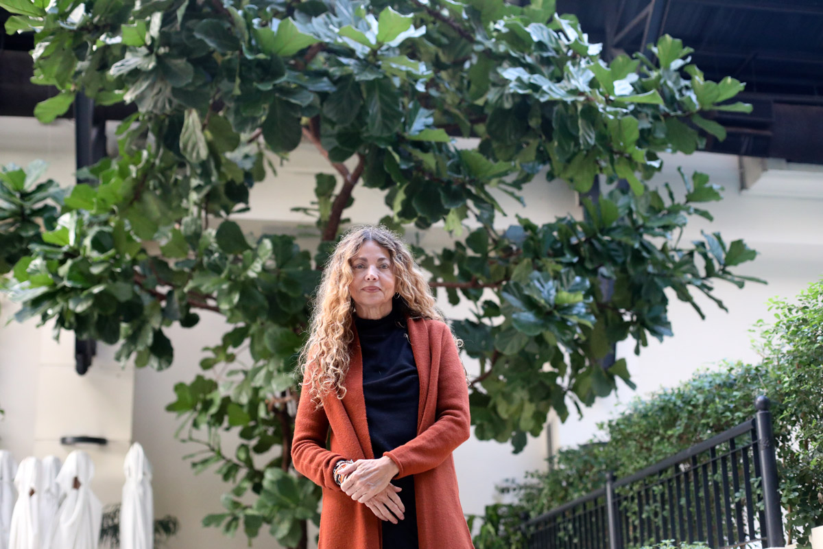 Ángela Becerra: «Si eres mujer y linda, dicen que tus libros son malos»