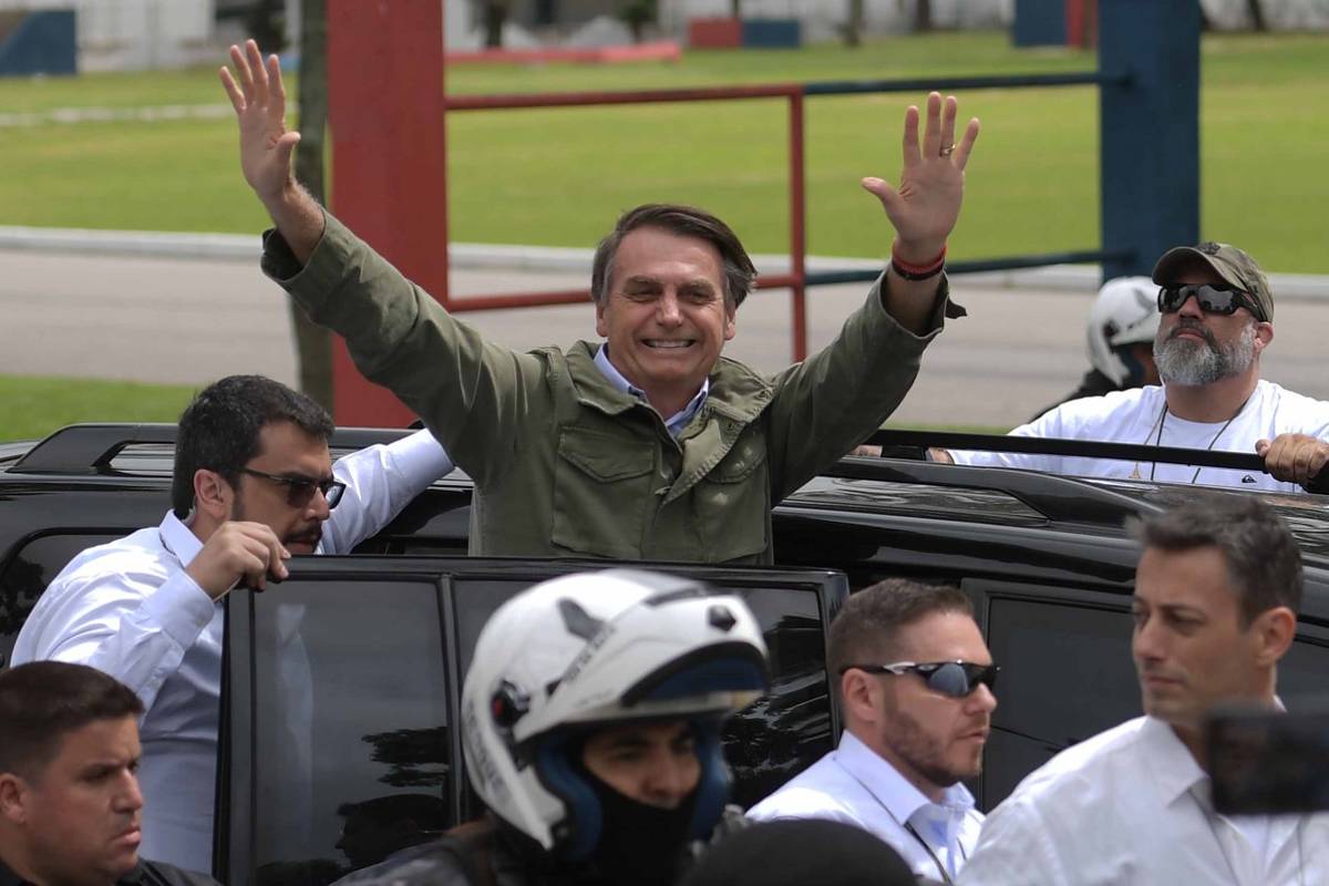 Brasil: votaron los candidatos en medio de una gran expectativa