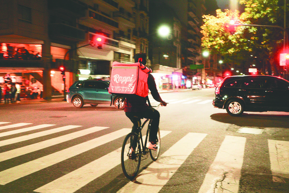 «Rappimédicos»: las app también quieren precarizar la salud