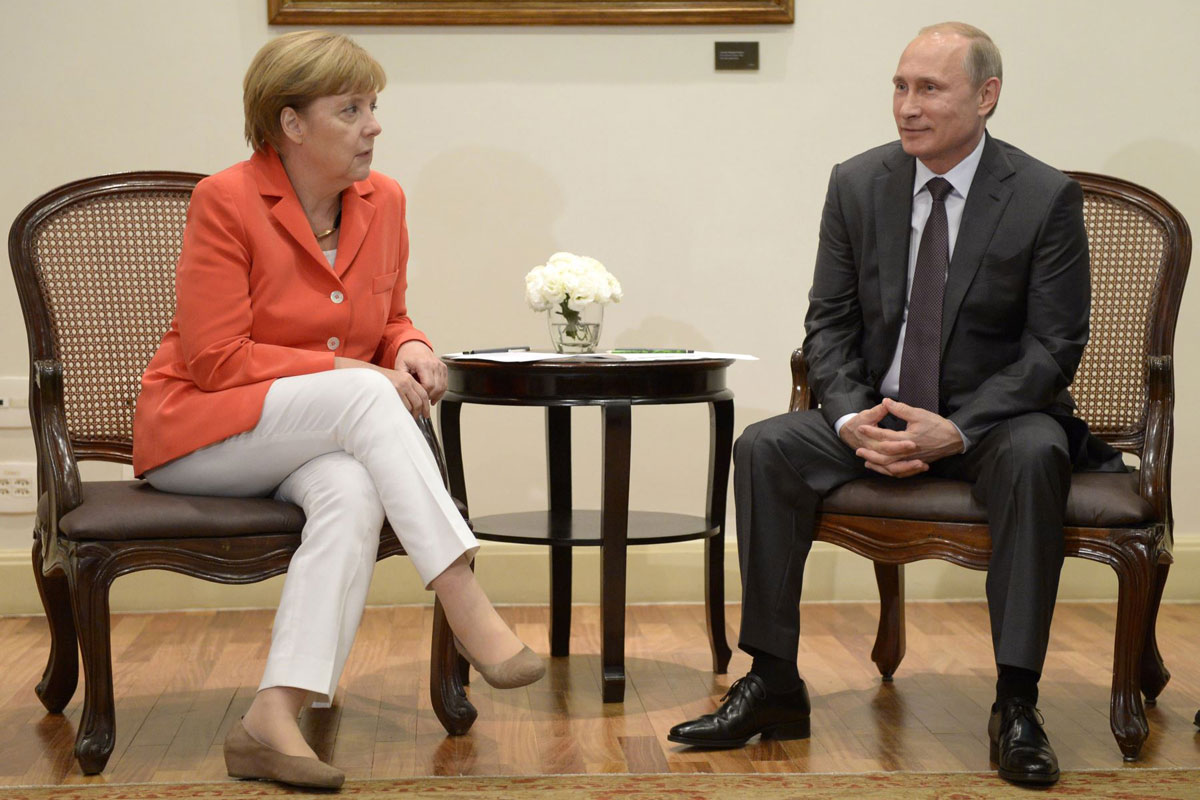 La unión entre Putin y Merkel para decirle adiós al dólar