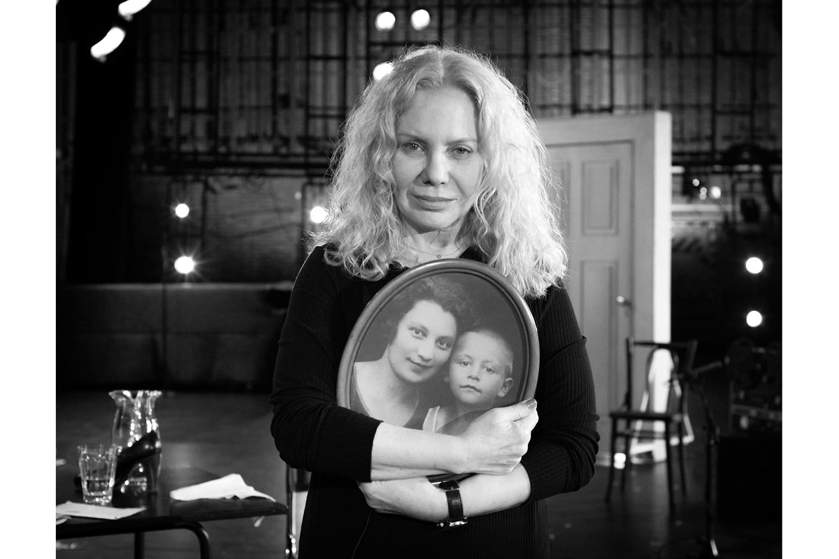 Cecilia Roth: «Vivimos tiempos difíciles y los abrazos se extrañan más que nunca»