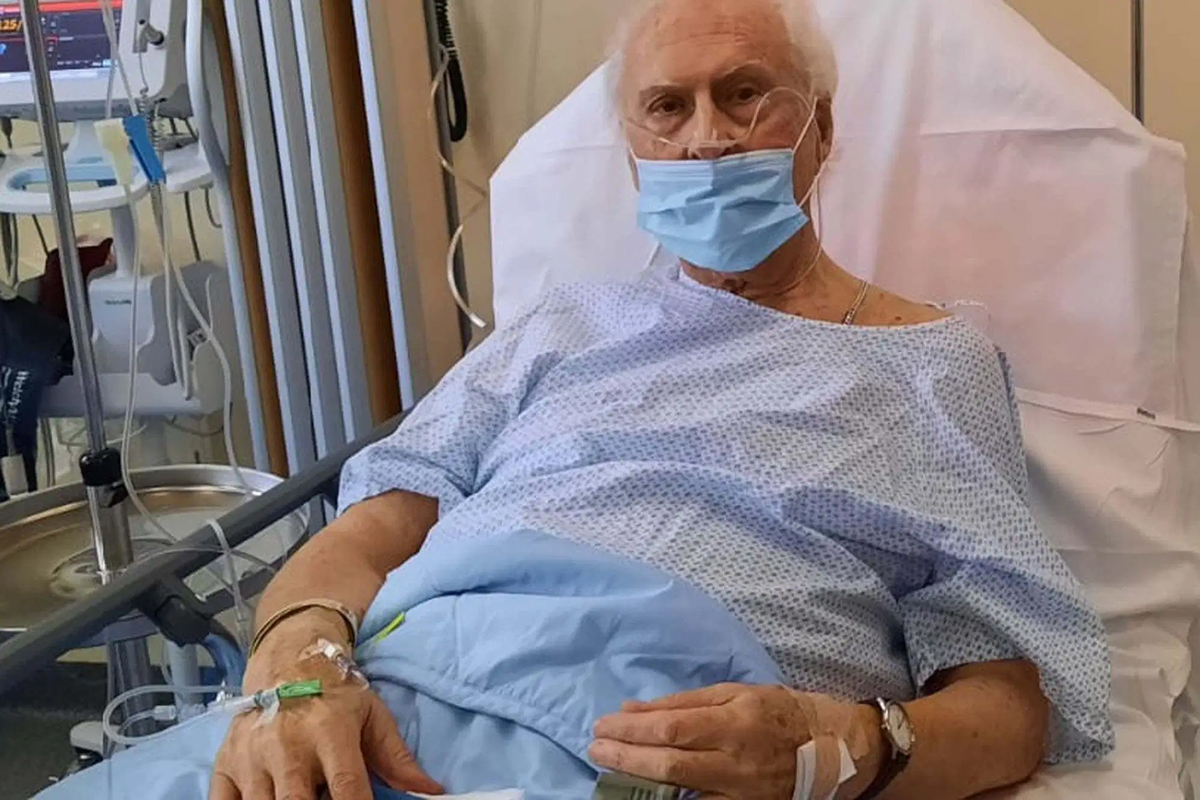 Pino Solanas, en terapia intensiva por coronavirus en París: “Estoy resistiendo”