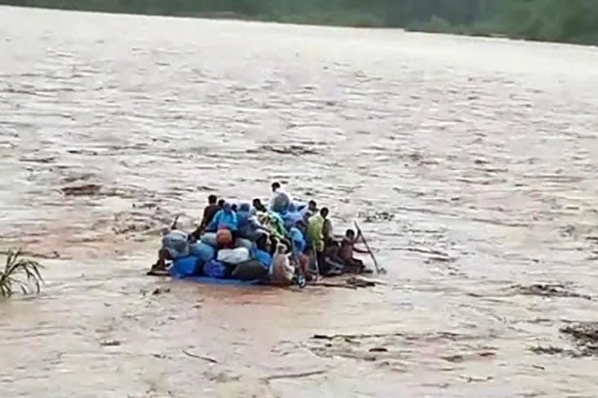 Tragedia en el río Bermejo: 20 personas intentaron cruzar la frontera en un gomón, se pinchó y hay seis desaparecidos